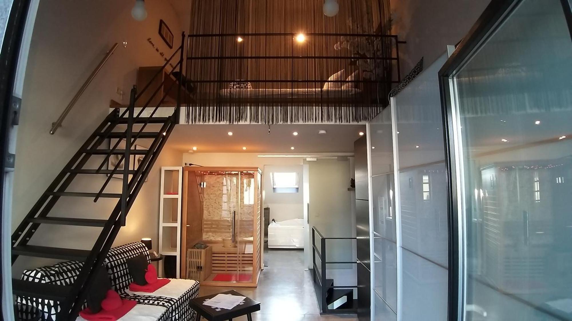شقة Wellness Loft With Sauna, Jacuzzi, Roof Terrace & Amazing View أنتويرب المظهر الخارجي الصورة
