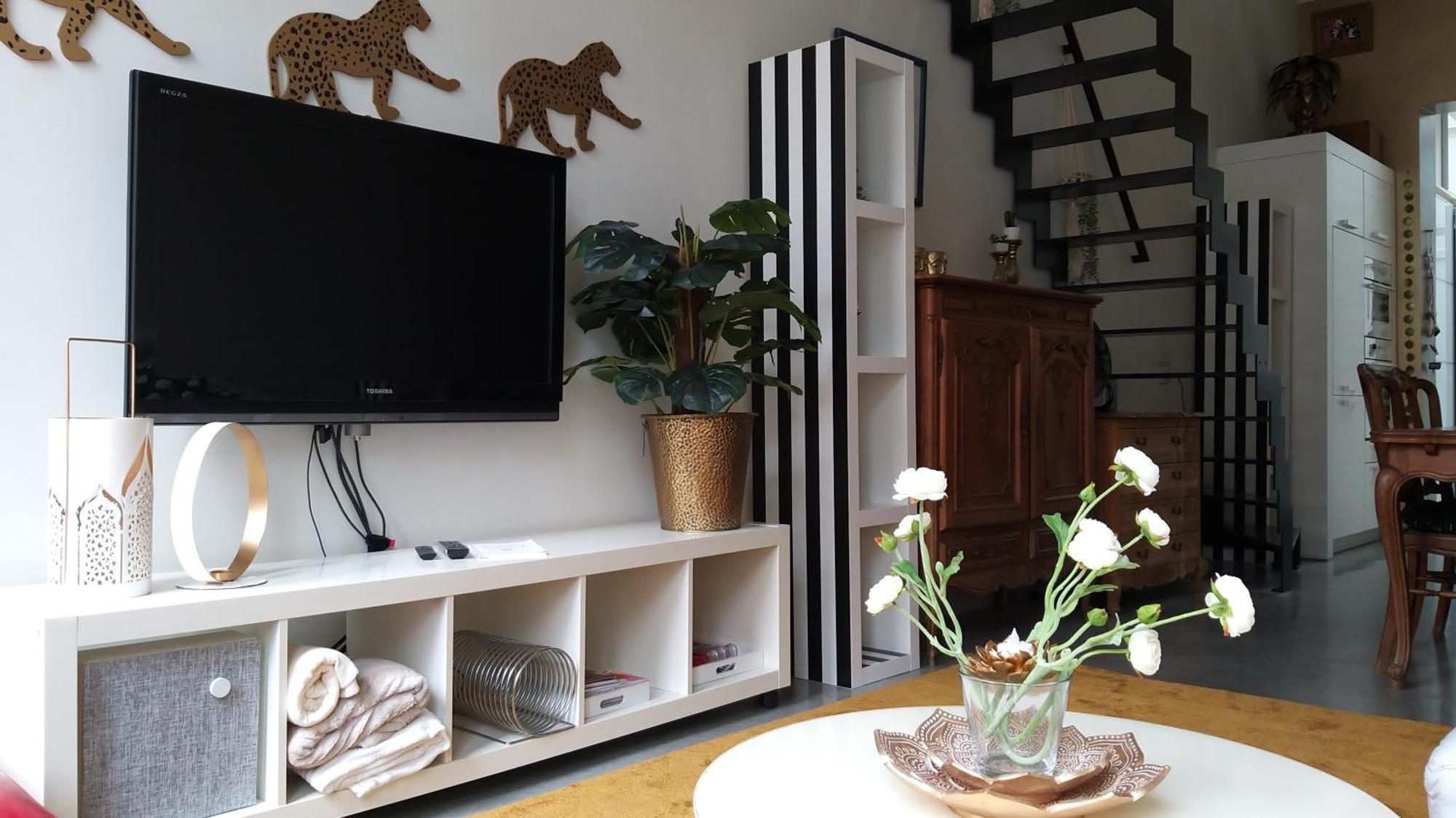 شقة Wellness Loft With Sauna, Jacuzzi, Roof Terrace & Amazing View أنتويرب المظهر الخارجي الصورة